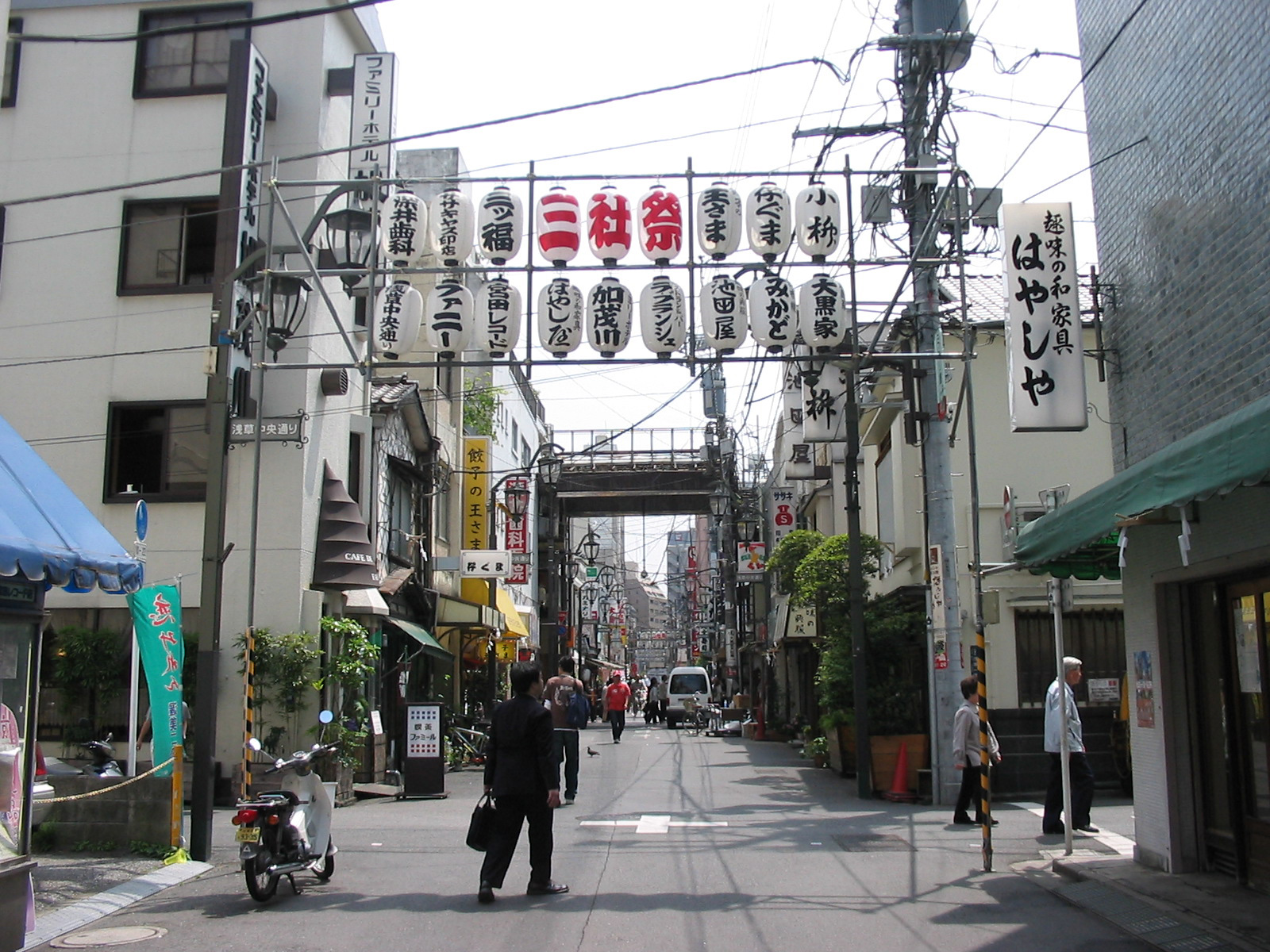 street with gate with paper lanterns